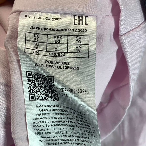 SOLD! GUESS Women's Wispy Pink Double-Breasted Long-Sleeve Linen Blazer - Picture 10 of 12